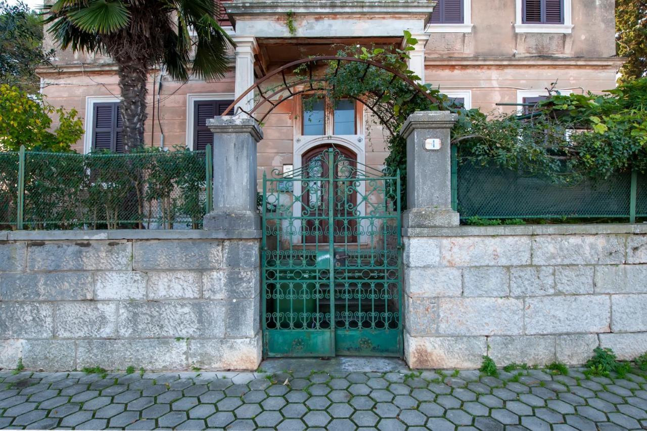 Apartman Castrum Rubini Rovinj Exterior foto